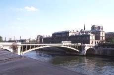 Pont Notre-Dame de nos jours - 5.2 ko